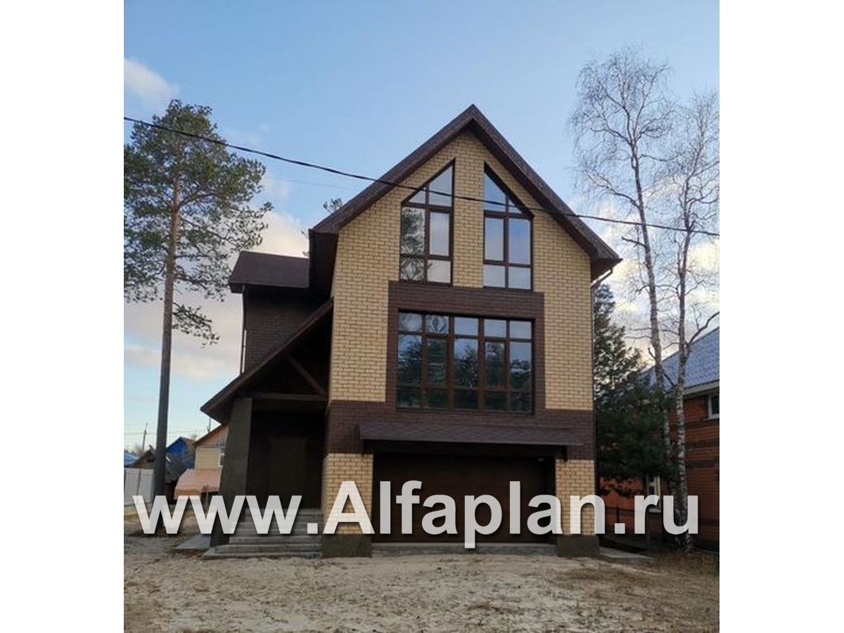 Проекты домов Альфаплан - «Экспрофессо»- проект компактного дома с гаражом в цоколе - дополнительное изображение №1
